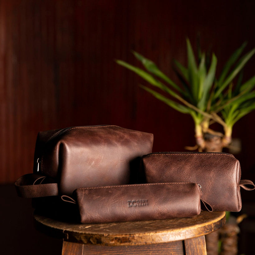 KAHVE Dopp Kit Deri Makyaj Çantası (Lotus) el yapımı hakiki deri - DeryCraft
